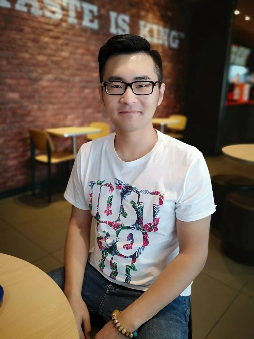 Naiji Zhang